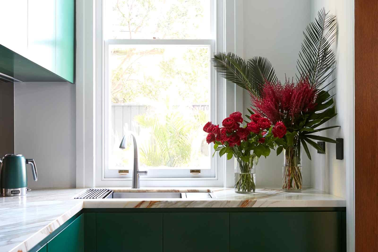 Forest-green Randwick kitchen with dark timber panelling — view 4